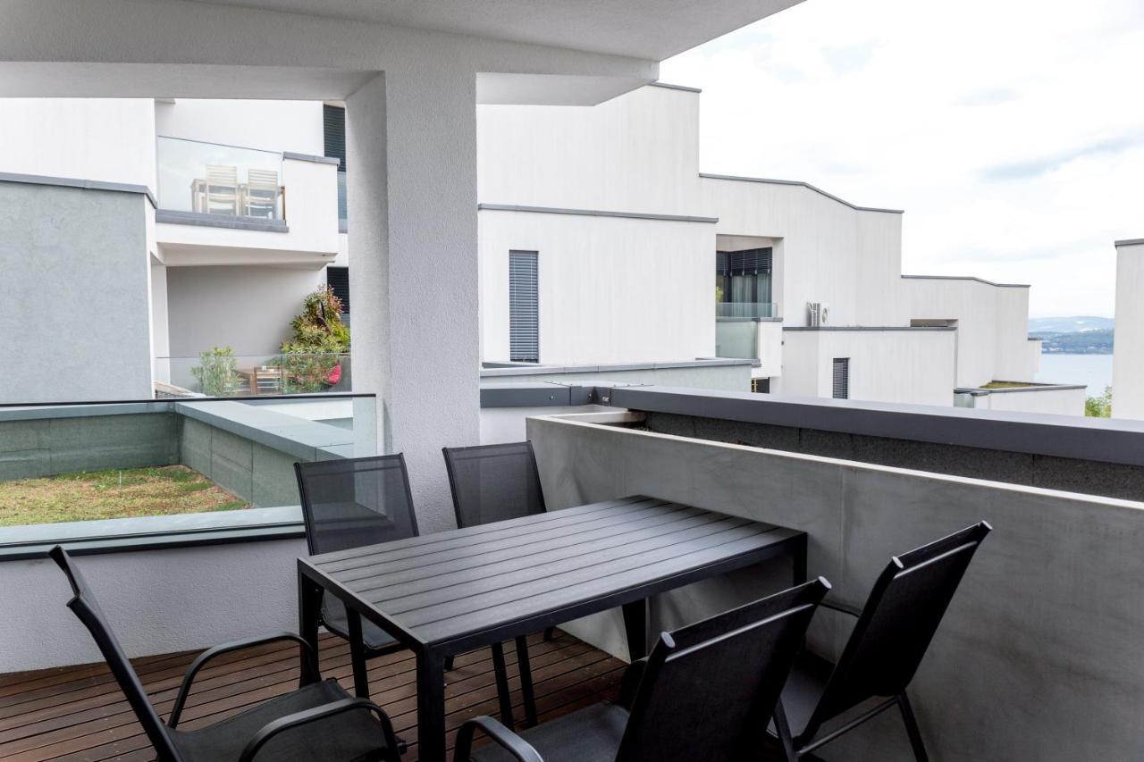 Auredius Deluxe Sea Apartment Koper Exteriör bild